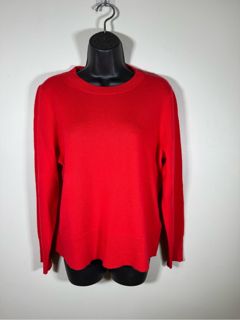 J.Crew Cashmere Classic Fit Red Crewneck Sweater Size Medium